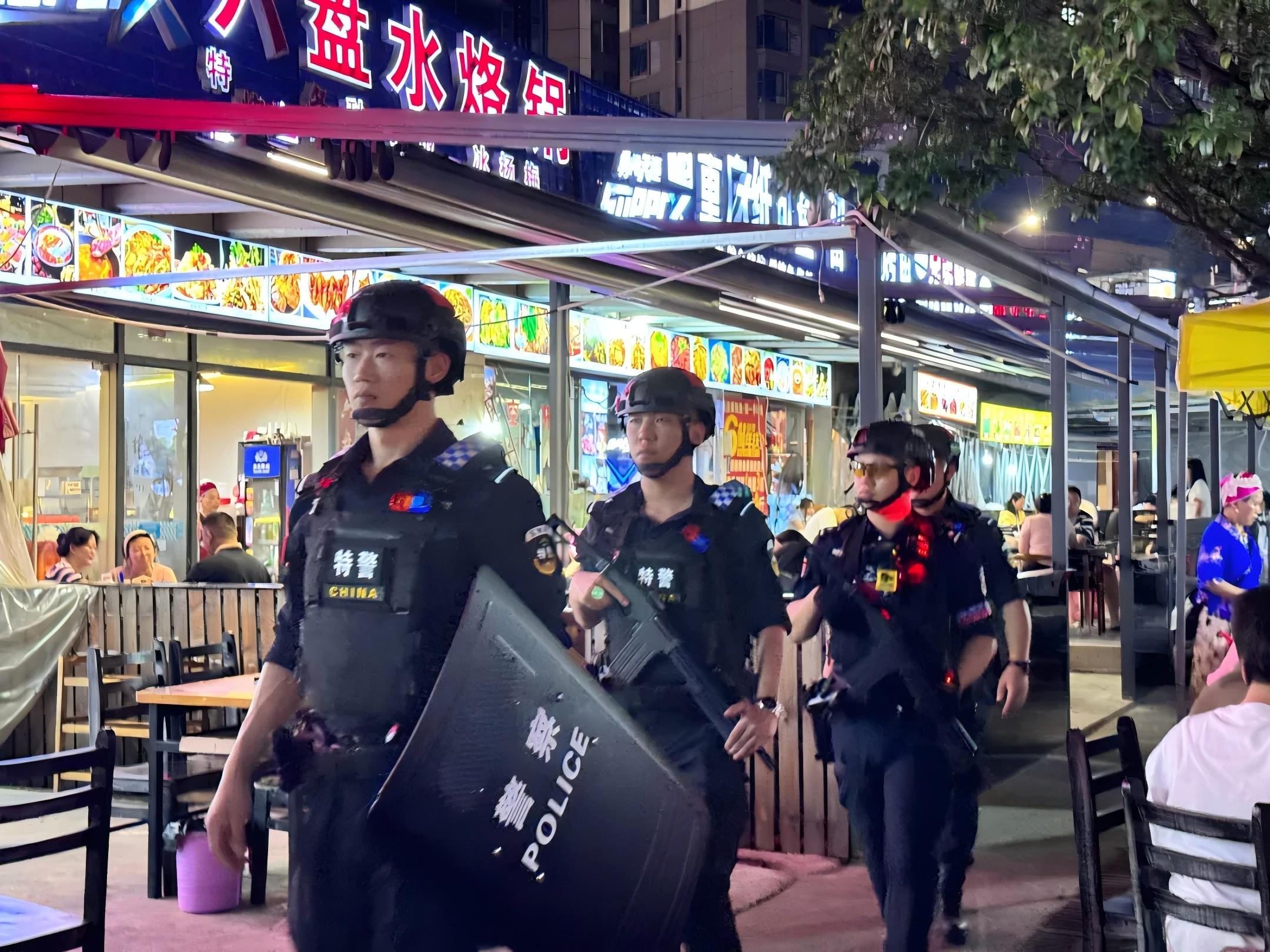 街面巡邏防控.jpg 街面巡邏防控.jpg