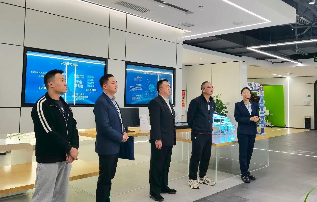 知識(shí)產(chǎn)權(quán)保護(hù)中心現(xiàn)場.jpg 知識(shí)產(chǎn)權(quán)保護(hù)中心現(xiàn)場.jpg