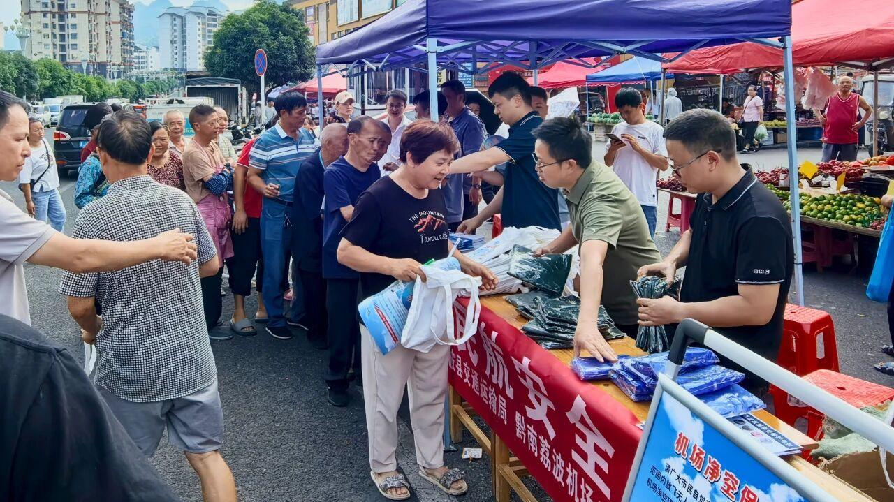 活動現(xiàn)場.jpg 活動現(xiàn)場.jpg
