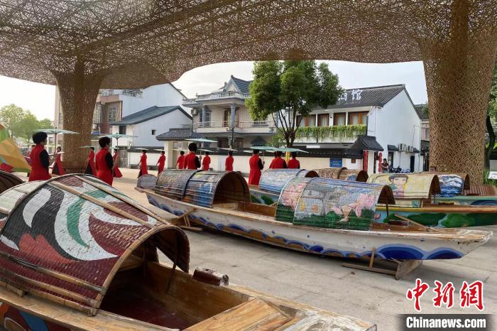 1eeb8f8ba4ed014e650bdfed8dc499ed_3e75b8e5-6fdc-4531-bc2b-1b4fb877d35e_zsite.jpeg 1eeb8f8ba4ed014e650bdfed8dc499ed_3e75b8e5-6fdc-4531-bc2b-1b4fb877d35e_zsite.jpeg