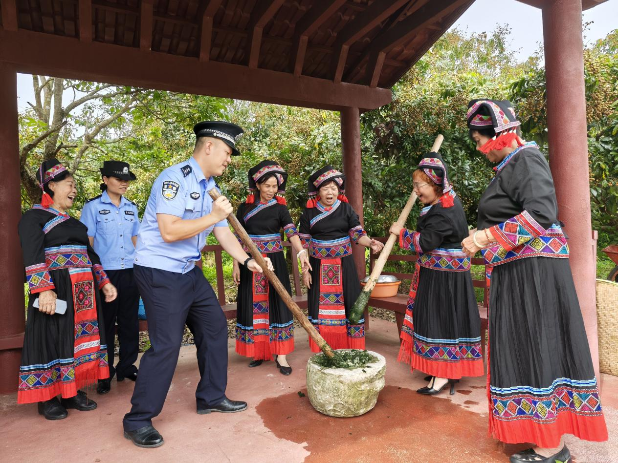 218c38b3af704014ed9e8b3228f0202.png 218c38b3af704014ed9e8b3228f0202.png