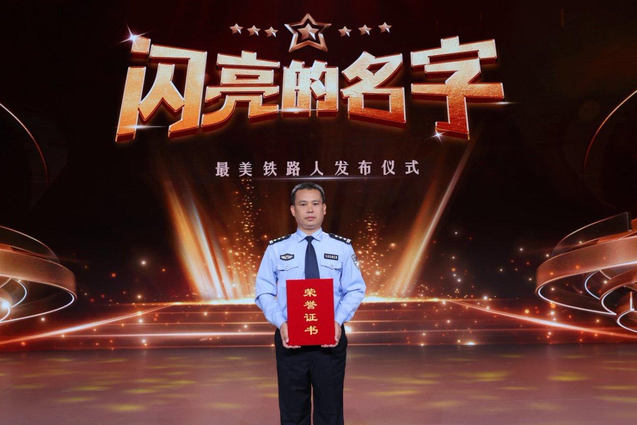 8d9b37ad48d40ea691cb995754844f60.jpg 8d9b37ad48d40ea691cb995754844f60.jpg