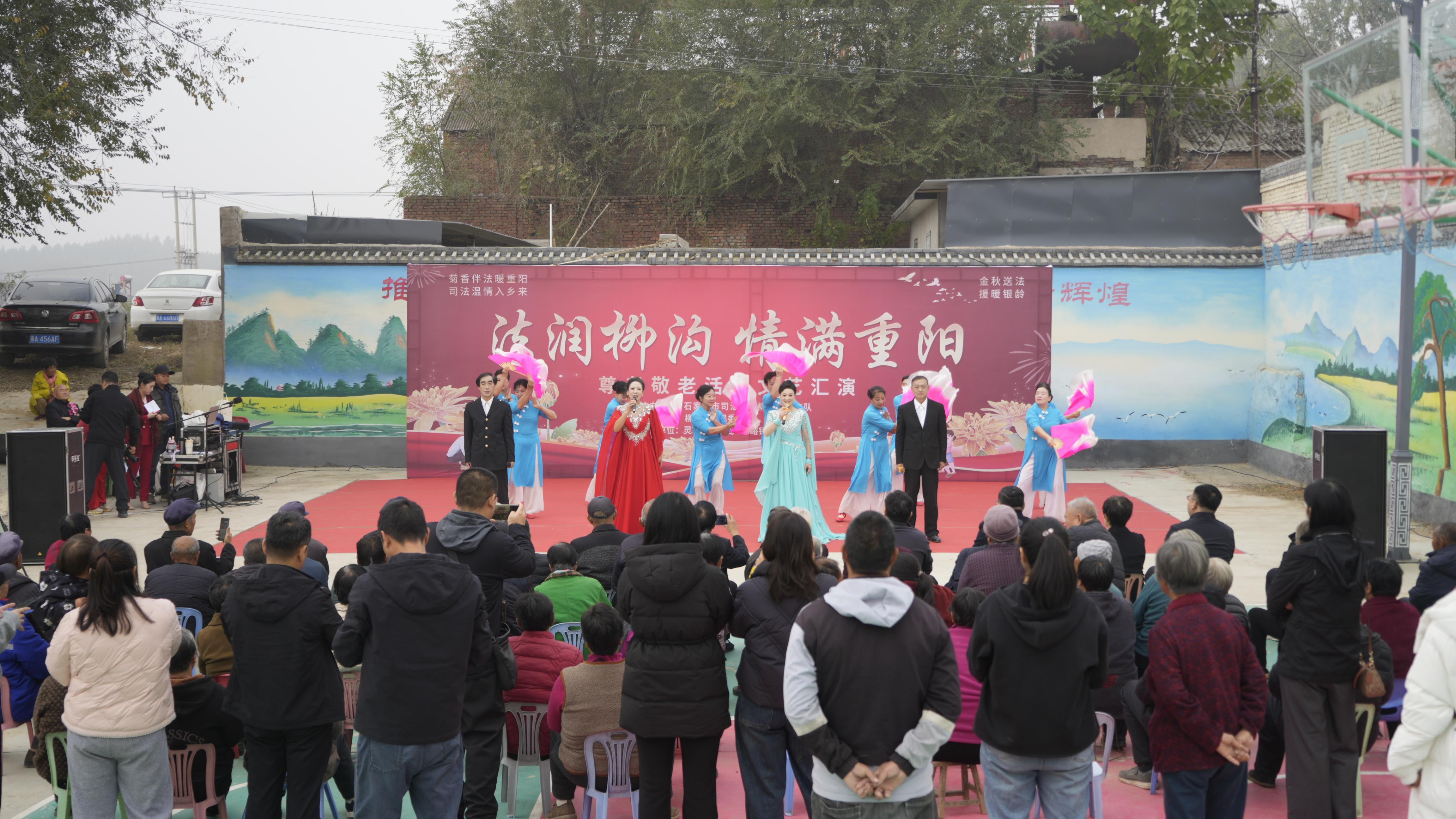 歌伴舞《春風(fēng)十萬(wàn)里》.jpg 歌伴舞《春風(fēng)十萬(wàn)里》.jpg