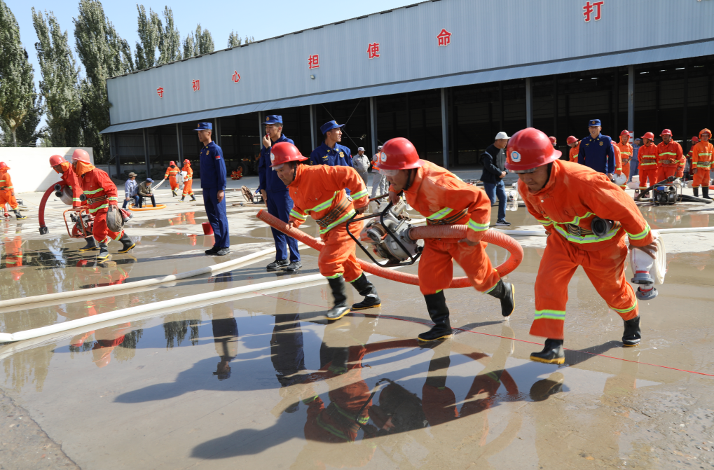 新疆阿克蘇：筑牢涉棉領(lǐng)域消防安全“防火墻”